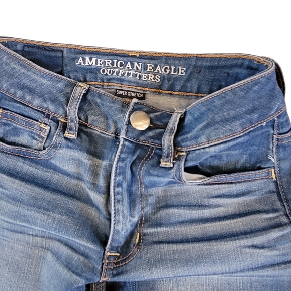 American Eagle Hi-Rise Shortie Shorts - Picture 3 of 3